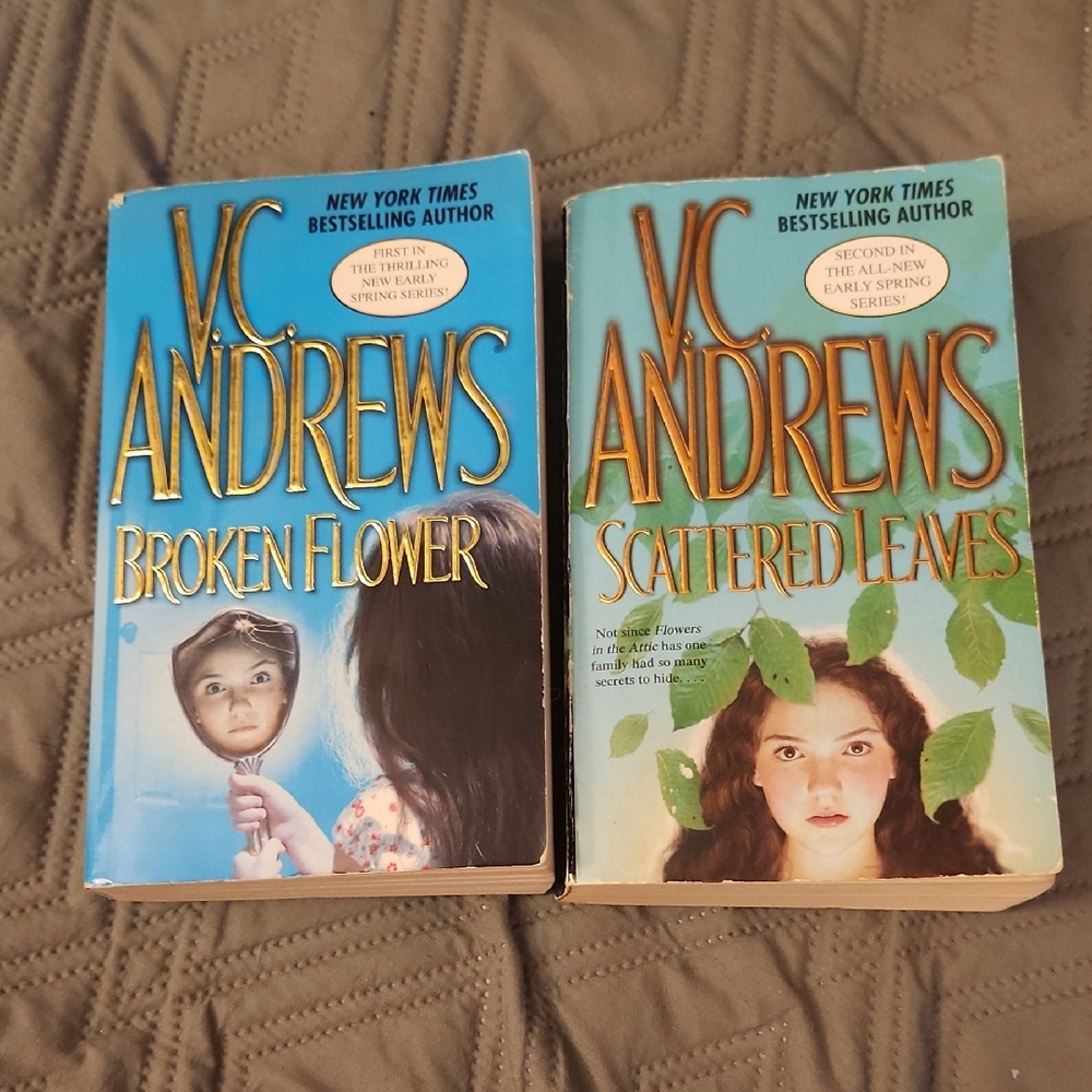 V.C. Andrews Novel Set - Broken Flower & Scattered Leaves
